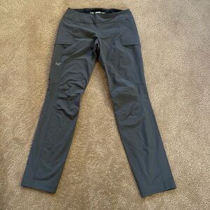 Arcteryx Gamma Womens Hybrid Pants size 2. Gray